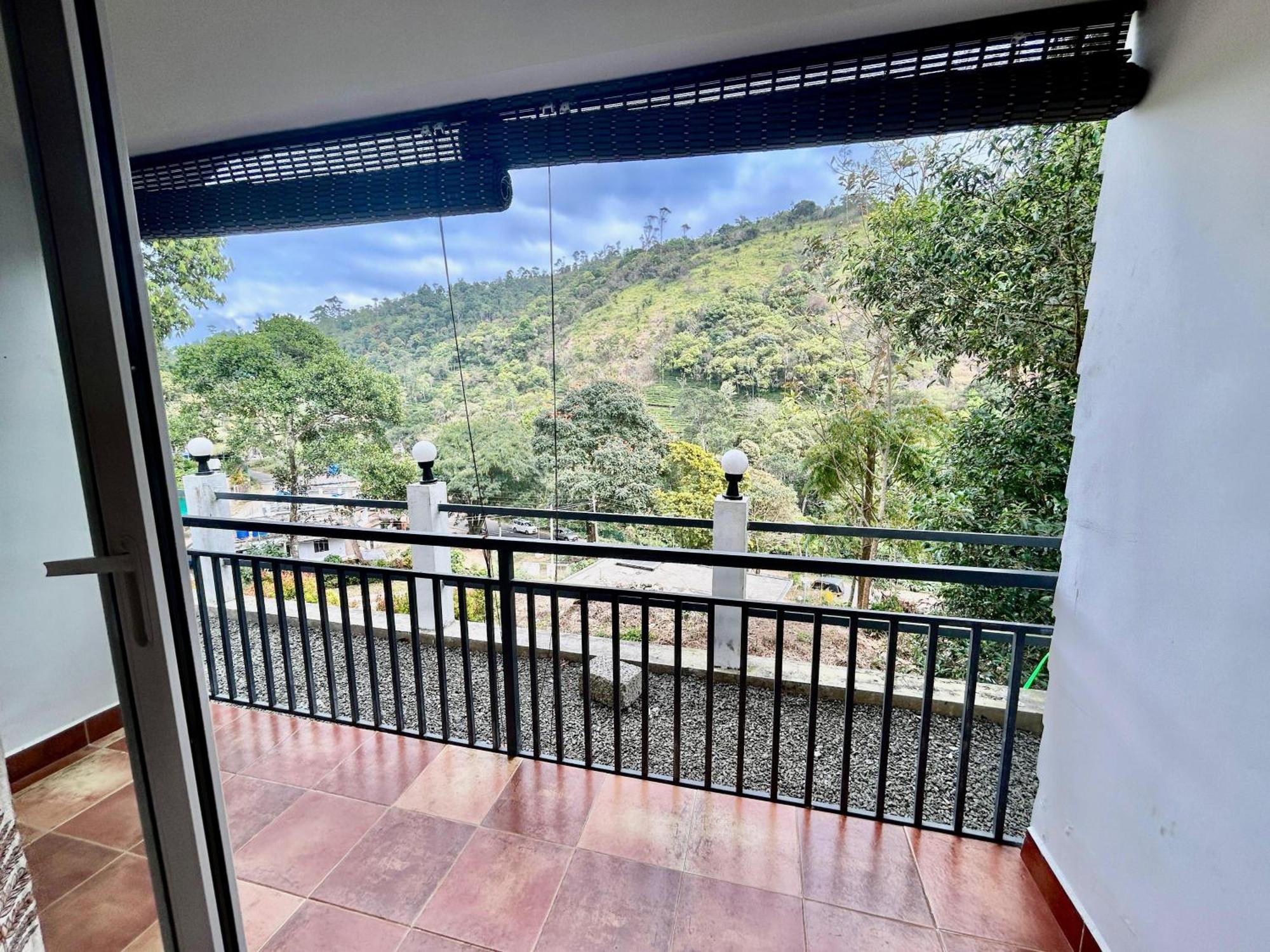 Misty Heights Peermade - Private Mountain Villa Retreat Vandiperiyar Luaran gambar
